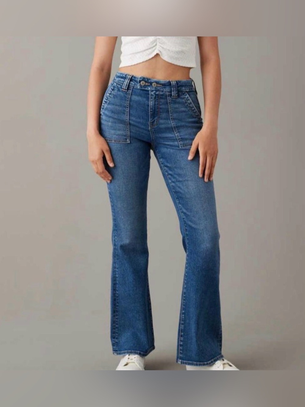 American Eagle Outfitters Super High Rise Medium Vintage Flare Jeans Size 2 - Picture 1 of 13